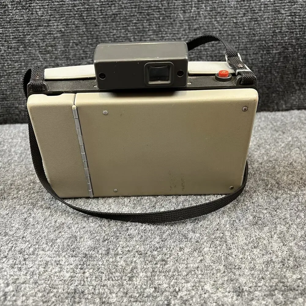 Vintage Polaroid Automatic 210 Instant Film Land Camera (Untested / For Parts)